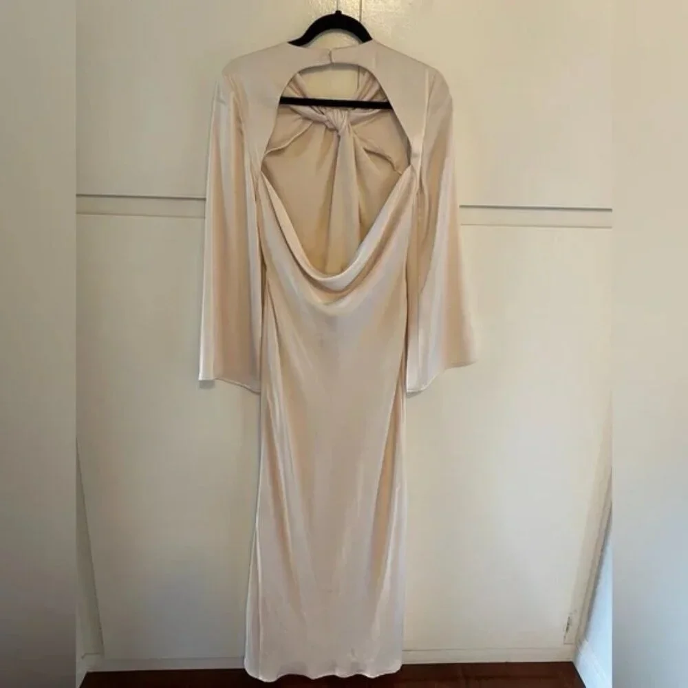 Zara Dress - Picture 2 of 3